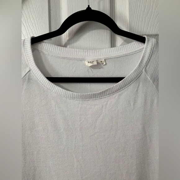 GAP Women's Y2K Long Sleeve Raglan Sweater Lightweight Soft Size Medium White - Picture 4 of 6